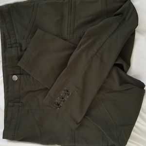 Olive Capris